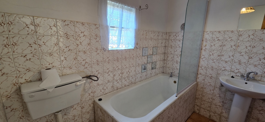 3 Bedroom Property for Sale in Beaconsfield Northern Cape
